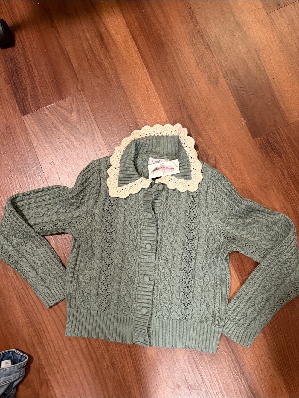 Jessica Simpson Sage Green Cable-Knit Button Cardigan with Cream Lace Trim - Picture 5 of 9